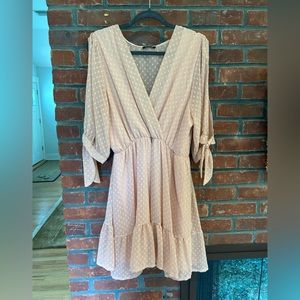 Boohoo 2x Dusty Pink Polka Dot Dress w Split 3/4 Sleeves